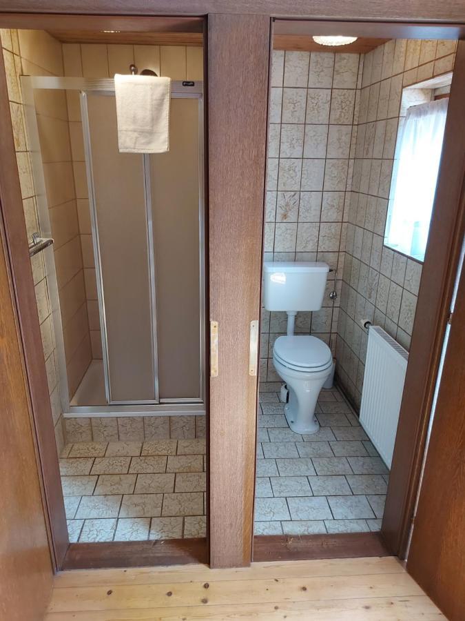 Zum Schneider Bed and Breakfast Finkenberg Exteriör bild